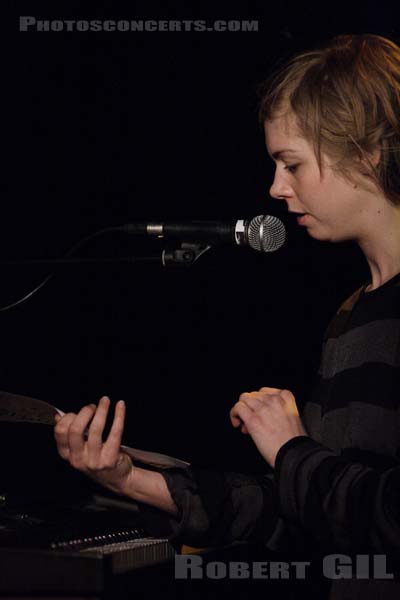 ANNA TERNHEIM - 2006-01-18 - PARIS - Theatre des Blancs Manteaux - 